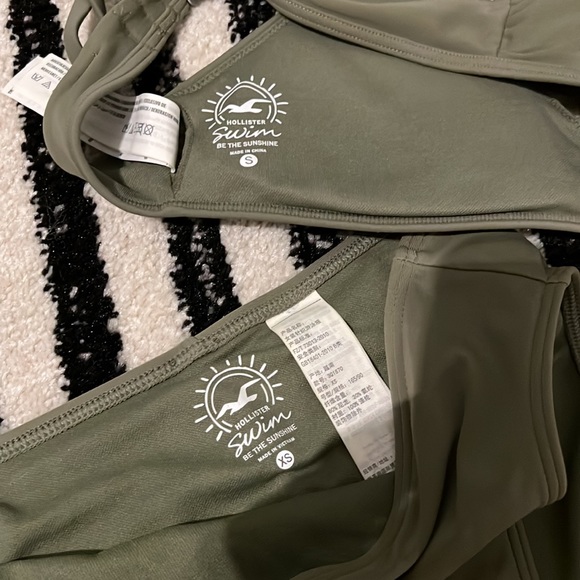 Hollister top and bottom - Picture 2 of 4